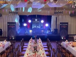 04 Saal